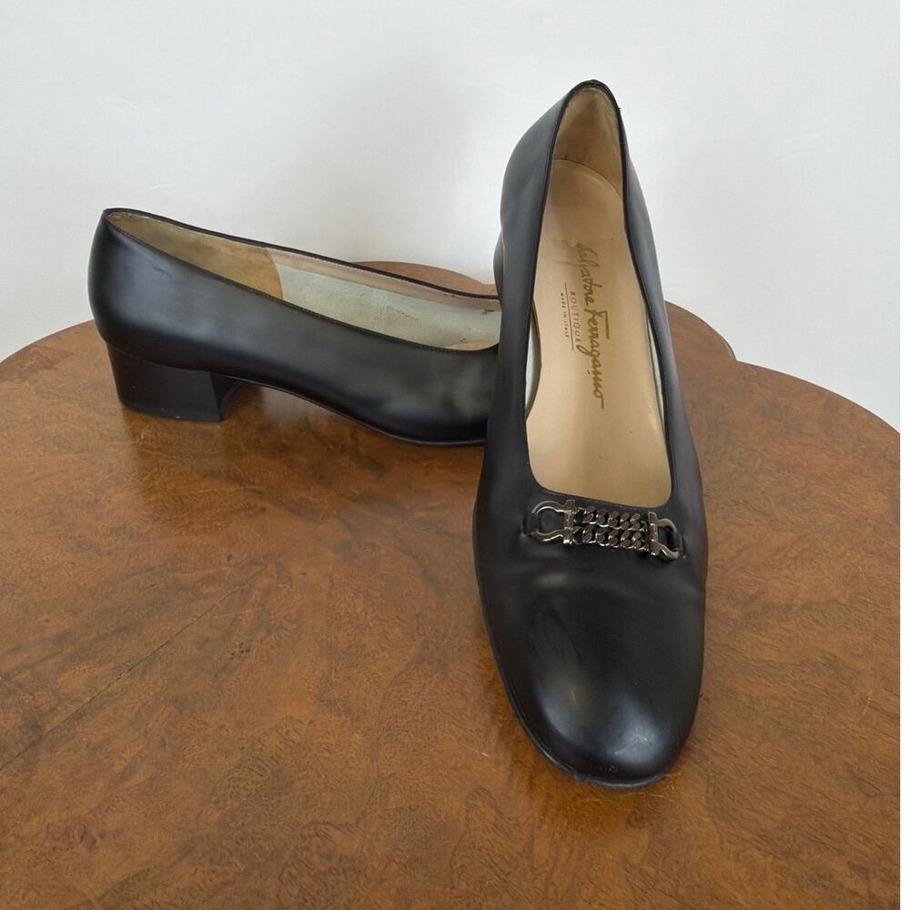 Salvatore Ferragamo Black Chain Detail Low Heel Slip On Pumps 10.5